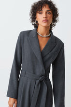 Cargar imagen en el visor de la galería, Mono con cinturón GRIS