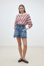 Cargar imagen en el visor de la galería, jersey-mujer-punto-calado-diseno-diagonal-rayas-multicolor-arbol-shop-verano-vaquero-short