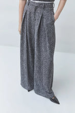 Cargar imagen en el visor de la galería, Pantalón de piernas anchas pedrería Gris