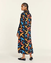 Cargar imagen en el visor de la galería, Vestido camisero NEGRO