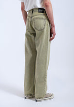Cargar imagen en el visor de la galería, Vaquero holgado VERDE