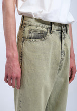 Cargar imagen en el visor de la galería, Vaquero holgado VERDE