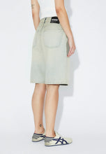 Load image into Gallery viewer, shorts-vaqueros-mujer-tiro-alto-denim-algodon-azul-medio-arbol-shop