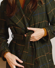 Cargar imagen en el visor de la galería, Abrigo tipo Trench VERDE