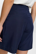 Cargar imagen en el visor de la galería, Pantalón corto con pinzas AZUL