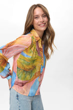 Cargar imagen en el visor de la galería, camisa-chifon-plisado-mujer-negro-transparencias-estilo-elegante-arbol-shop