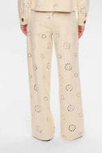 Load image into Gallery viewer, pantalon-wide-leg-mujer-bordado-calado-floral-blanco-roto-arbol-shop