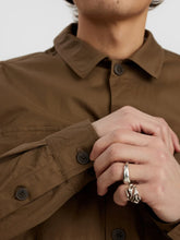 Cargar imagen en el visor de la galería, Sobrecamisa MARRÓN