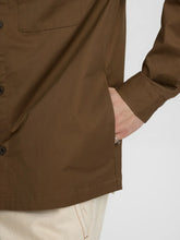 Cargar imagen en el visor de la galería, Sobrecamisa MARRÓN