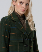 Cargar imagen en el visor de la galería, americana-corta-mujer-verde-cuadros-blazer-cropped-botones-bolsillos-arbol-shop