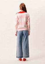 Load image into Gallery viewer, jersey-polo-mujer-punto-calado-blanco-cuello-marron-rayas-arbol-shop