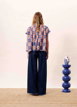 Load image into Gallery viewer, Camisa Oversize estampado geométrico Multi