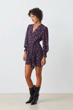 Cargar imagen en el visor de la galería, vestido-corto-cruzado-violeta-mujer-escote-v-estilo-wrap-arbol-shop