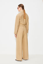 Cargar imagen en el visor de la galería, Pantalón pata recta BEIGE
