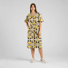 Load image into Gallery viewer, Vestido camisero VERDE

