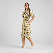 Load image into Gallery viewer, Vestido camisero VERDE
