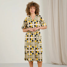 Load image into Gallery viewer, Vestido camisero VERDE
