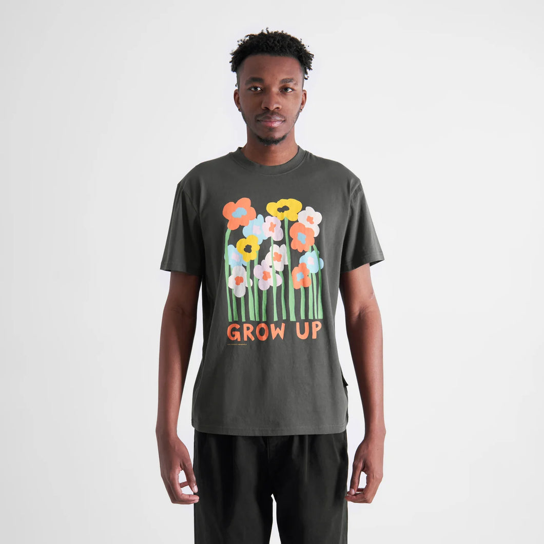 Camiseta con serigrafía GRIS