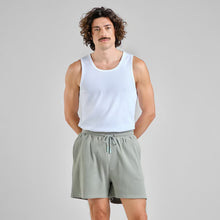 Cargar imagen en el visor de la galería, Pantalones cortos con cordón Verde
