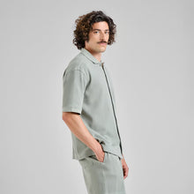 Load image into Gallery viewer, Camisa manga corta Verde Iceberg
