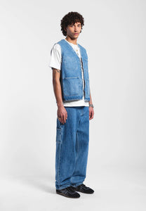 Vaquero worker AZUL