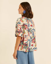 Cargar imagen en el visor de la galería, Camisa manga corta estampado Multicolor

