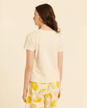 Cargar imagen en el visor de la galería, Camiseta con serigrafía fruits beige
