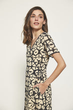 Load image into Gallery viewer, Vestido estampado NEGRO
