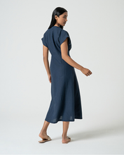 Load image into Gallery viewer, Vestido camisero de lino AZUL
