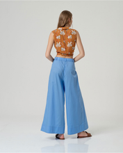 Cargar imagen en el visor de la galería, Pantalón amplio algodón tobillo Azul CLARO
