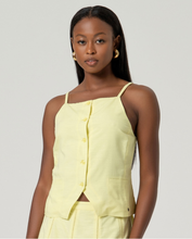 Cargar imagen en el visor de la galería, top-de-tirantes-mujer-entallado-limon-botones-escote-cuadrado-arbol-shop
