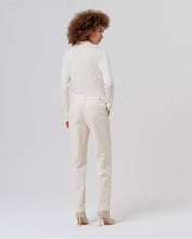 Cargar imagen en el visor de la galería, Pantalón chino de pana Crudo
