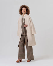 Cargar imagen en el visor de la galería, Pantalón ancho de cuadros Camel
