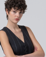 Cargar imagen en el visor de la galería, Chaleco largo GRIS
