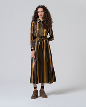 Cargar imagen en el visor de la galería, Vestido largo satinado VERDE
