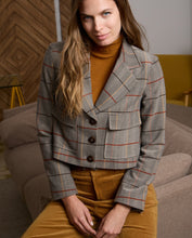 Cargar imagen en el visor de la galería, Blazer cropped de cuadros
