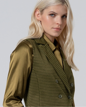 Cargar imagen en el visor de la galería, Chaleco pata de gallo VERDE
