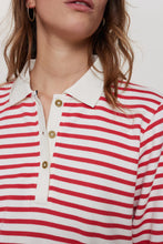 Load image into Gallery viewer, Camiseta tipo polo Rojo
