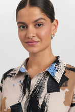 Cargar imagen en el visor de la galería, Camisa M/larga BEIGE
