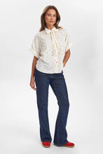 Load image into Gallery viewer, Camisa con Lazo BLANCO
