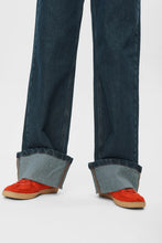 Cargar imagen en el visor de la galería, Pantalón vaquero AZUL
