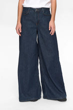 Load image into Gallery viewer, Pantalón vaquero extra wide Azul oscuro

