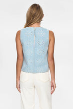 Load image into Gallery viewer, Top sin mangas blue denim
