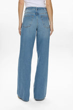 Load image into Gallery viewer, vaquero-mujer-wide-leg-pierna-ancha-azul-medio-arbol-shop
