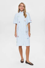 Cargar imagen en el visor de la galería, Vestido bordado rayas celeste
