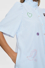 Cargar imagen en el visor de la galería, Vestido bordado rayas celeste
