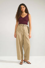 Cargar imagen en el visor de la galería, Pantalón Barrel Beige

