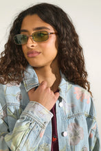 Cargar imagen en el visor de la galería, Chaqueta vaquera estampada azul claro
