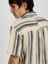 Cargar imagen en el visor de la galería, Camisa a rayas AZUL
