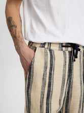 Load image into Gallery viewer, Short de rayas AZUL
